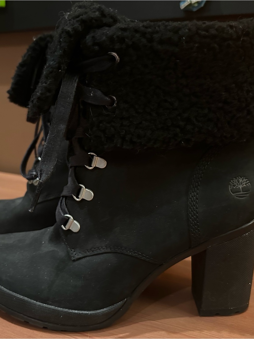 Timberland Women's Black Shearling-Cuff Lace-Up Heeled Boots